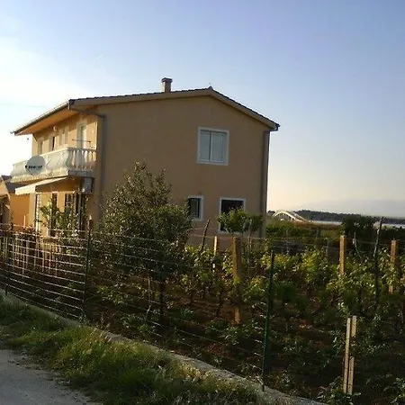 In With Sea View, Balcony, Air Conditioning, W-lan 667-3