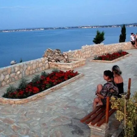 Apartmán In With Sea View, Balcony, Air Conditioning, W-lan 667-3 *